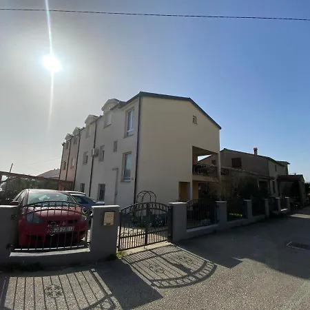 Kristo Apartman Zára
