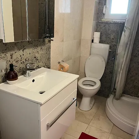 Kristo Appartement *
